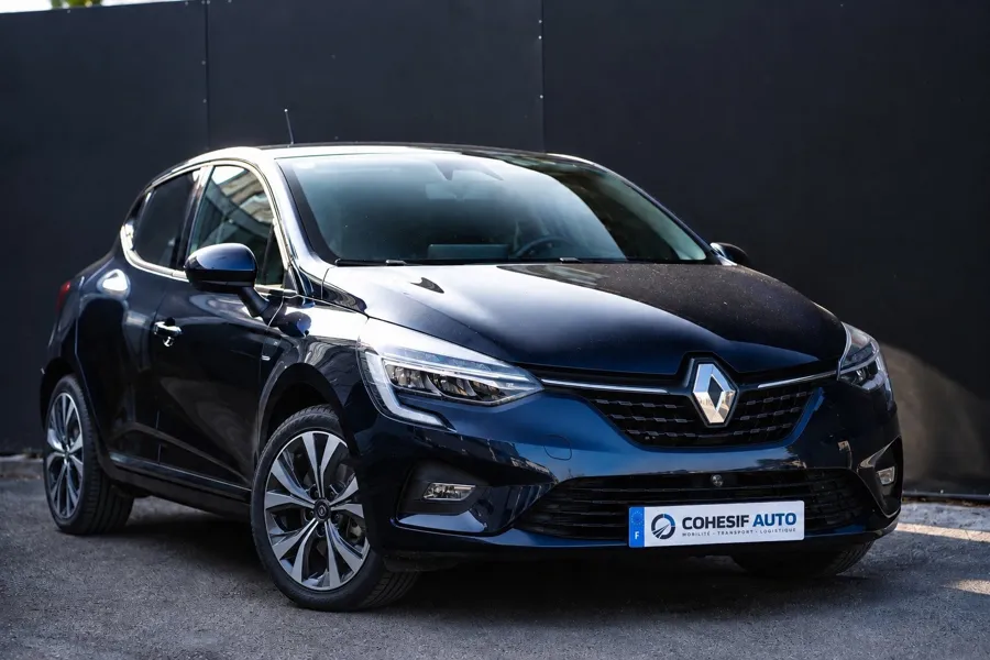 Renault Clio préparée par Cohesif Auto